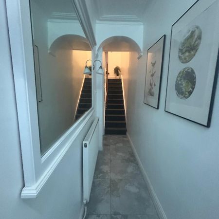 Precise Homes Ltd Wolverhampton Eksteriør bilde