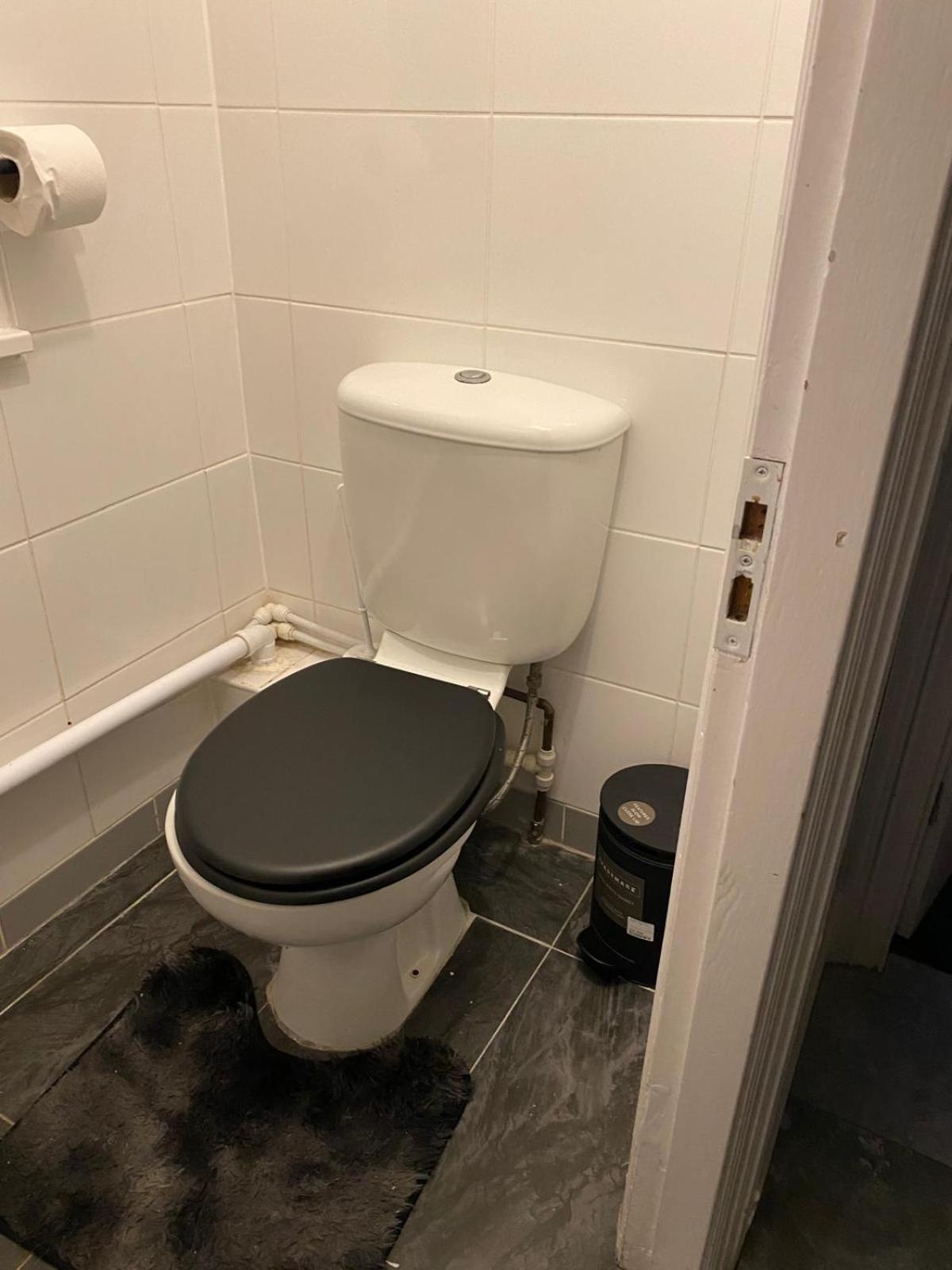 Precise Homes Ltd Wolverhampton Eksteriør bilde