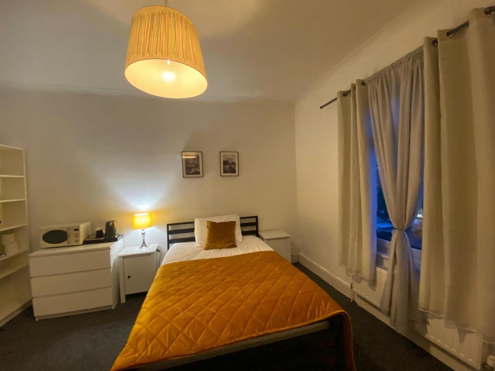 Precise Homes Ltd Wolverhampton Eksteriør bilde