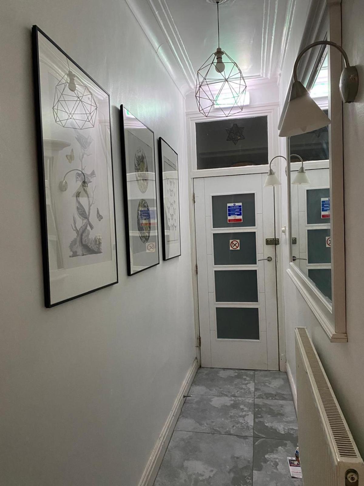 Precise Homes Ltd Wolverhampton Eksteriør bilde