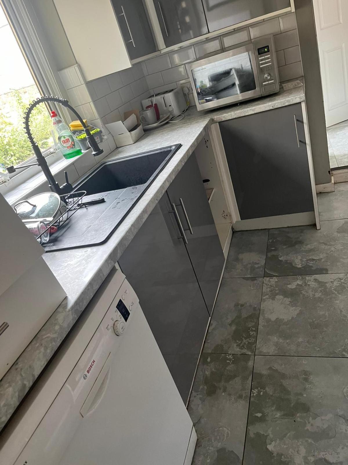 Precise Homes Ltd Wolverhampton Eksteriør bilde