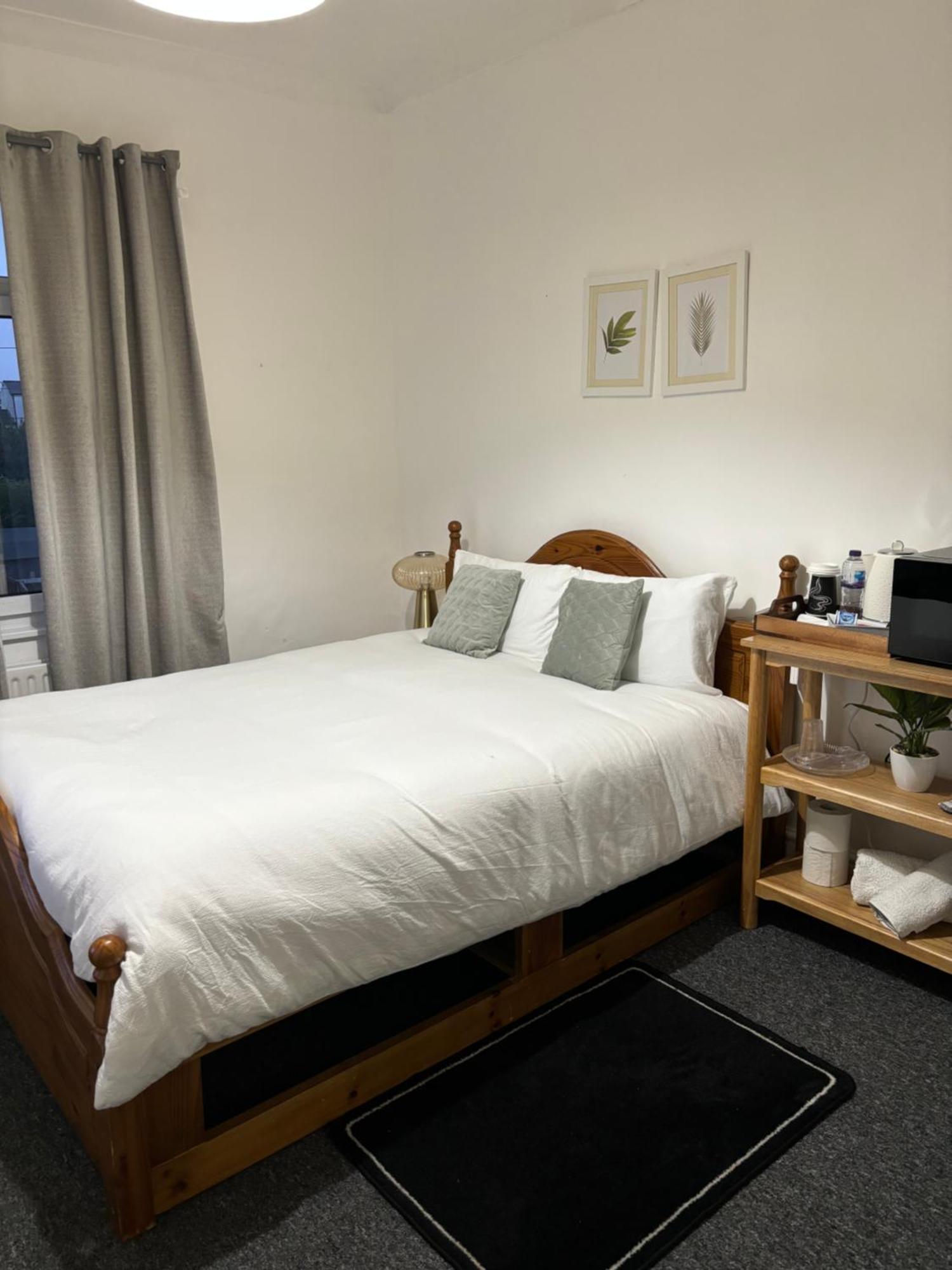 Precise Homes Ltd Wolverhampton Eksteriør bilde